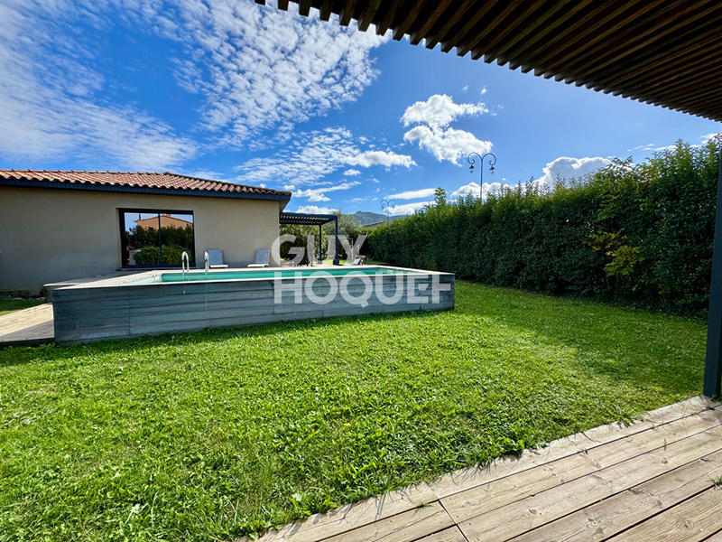 Maison - 121 m² - 5 pièces