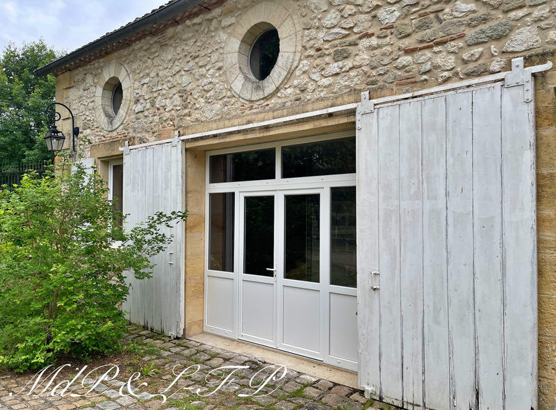 Maison bourgeoise - 700 m² - 19 pièces