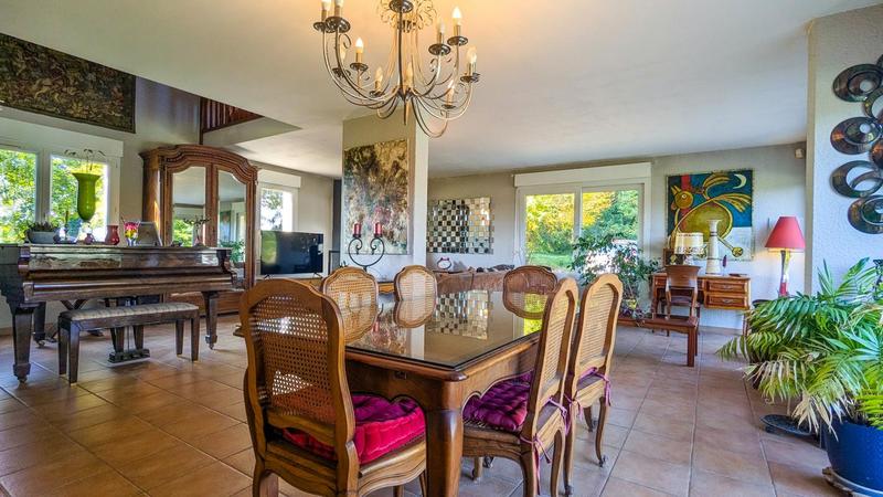 Maison - 163 m² - 5 pièces