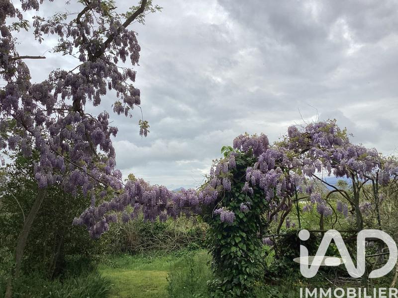 Maison - 215 m² - 5 pièces