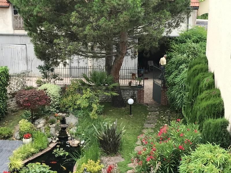 Maison de ville - 260 m² - 8 pièces