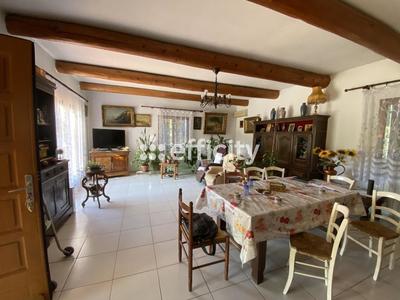 Maison - 147 m² - 5 pièces