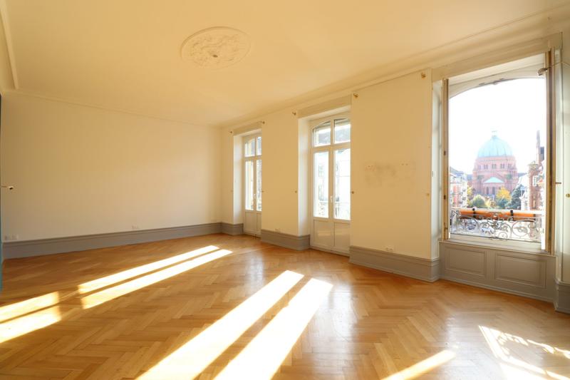 Appartement - 152 m² - 5 pièces
