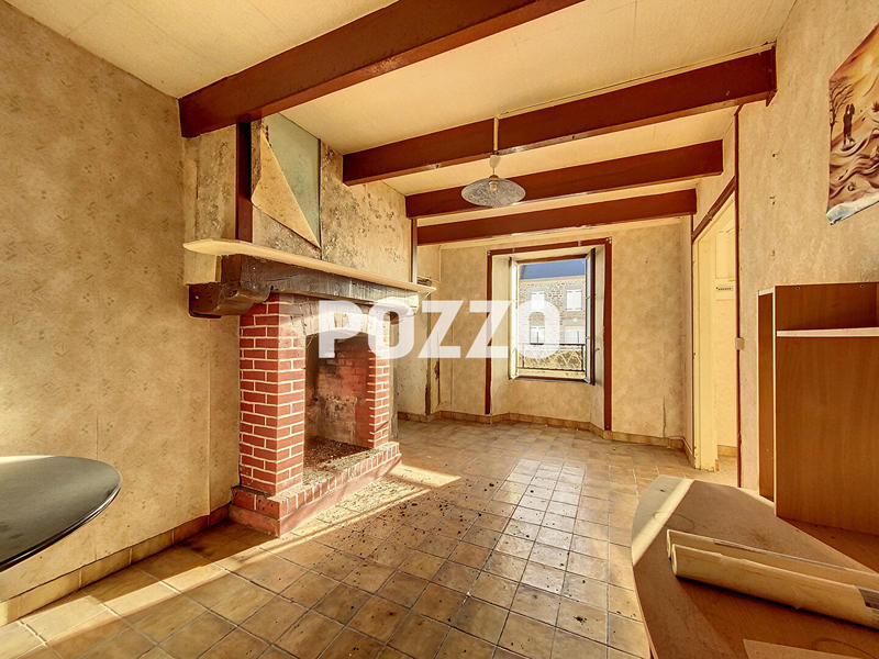 Maison - 231 m² - 10 pièces