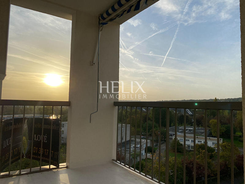 Appartement - 85 m² - 5 pièces