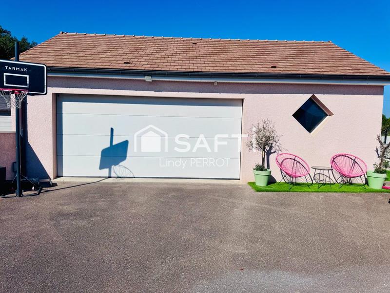 Maison - 205 m² - 7 pièces