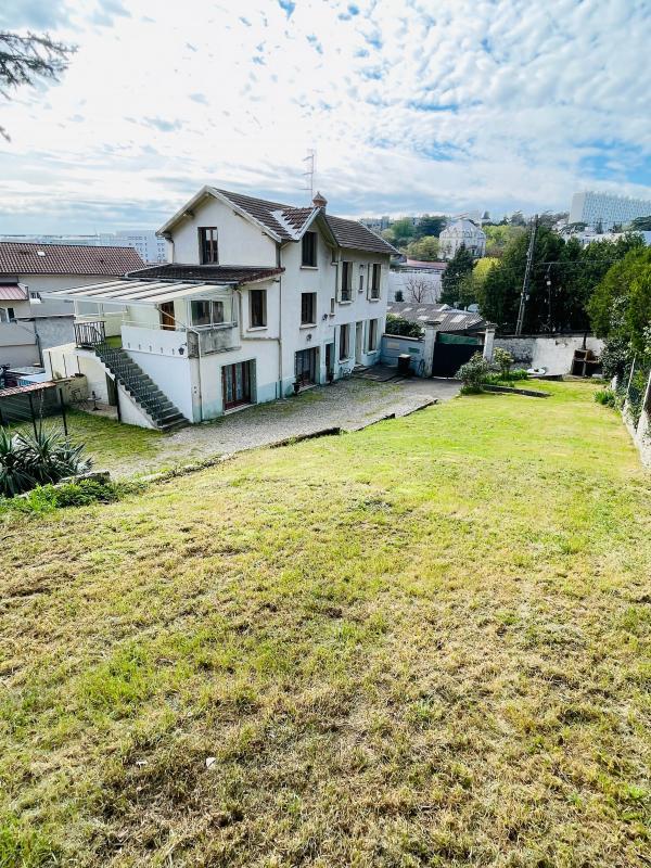 Immeuble - 193 m² - 8 pièces