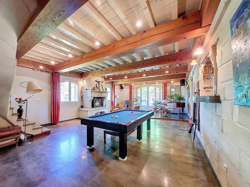 Maison - 240 m² - 6 pièces