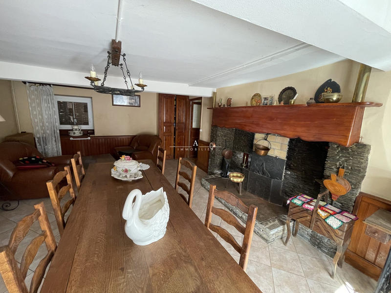 Maison ancienne - 200 m² - 11 pièces