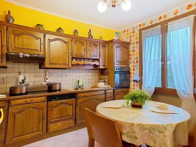 Maison - 136 m² - 6 pièces