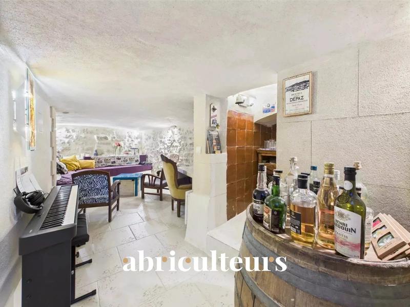 Maison de village - 94 m² - 5 pièces