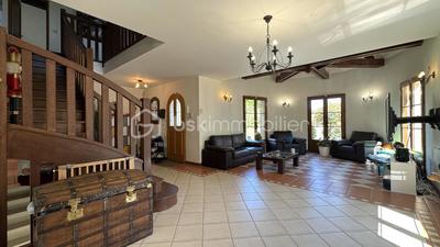 Maison d'architecte - 243 m² - 10 pièces