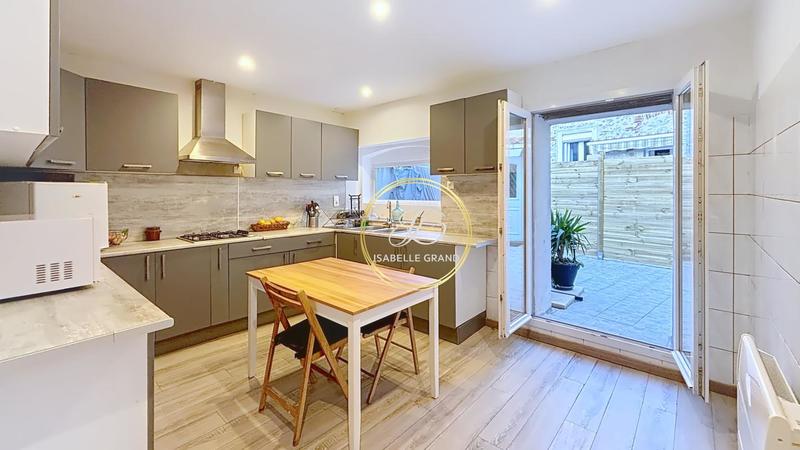 Appartement - 60 m² - 2 pièces