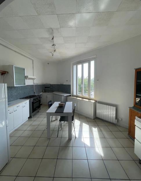 Appartement - 60 m² - 2 pièces