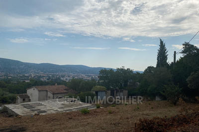 Terrain - 1 104 m²