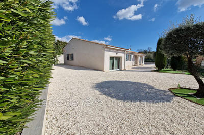 Villa - 140 m² - 6 pièces