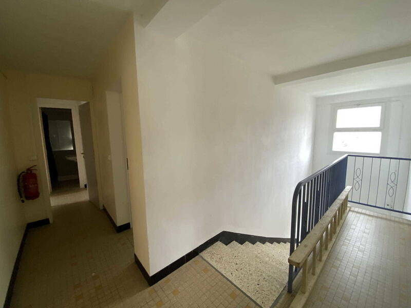 Maison de ville - 206 m² - 9 pièces