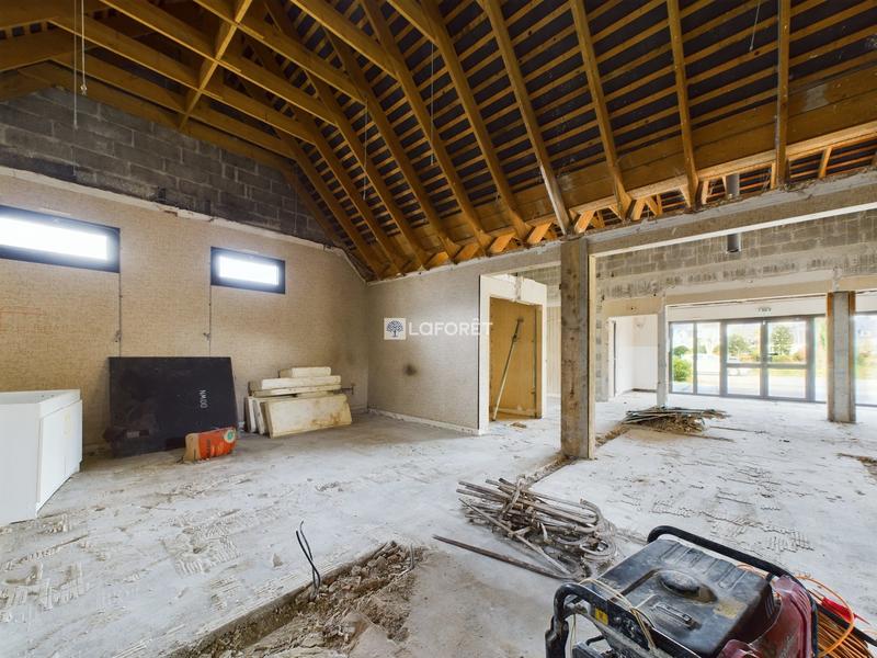 Local commercial - 155 m²