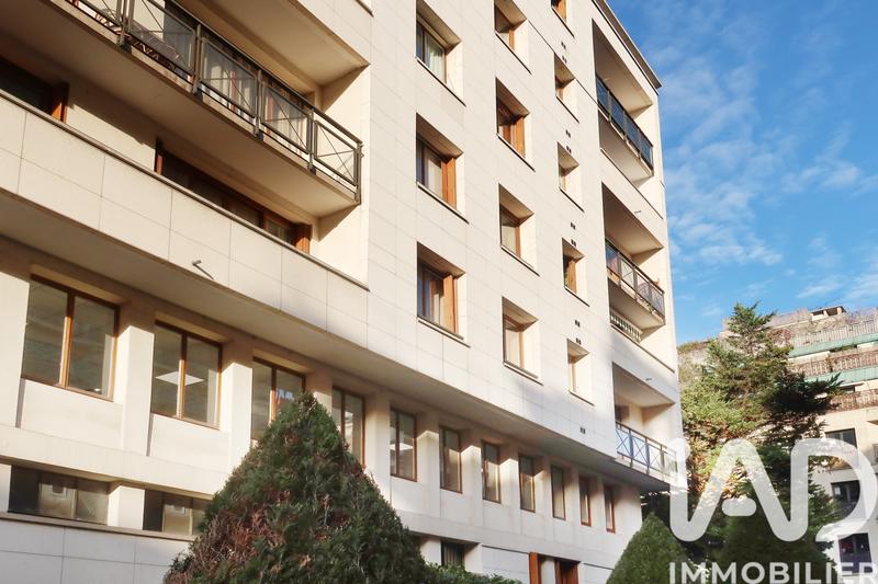 Appartement - 57 m² - 3 pièces