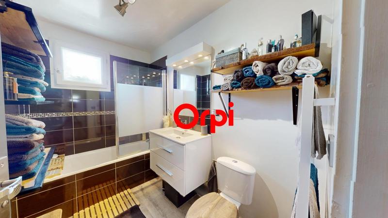 Maison - 98 m² - 5 pièces