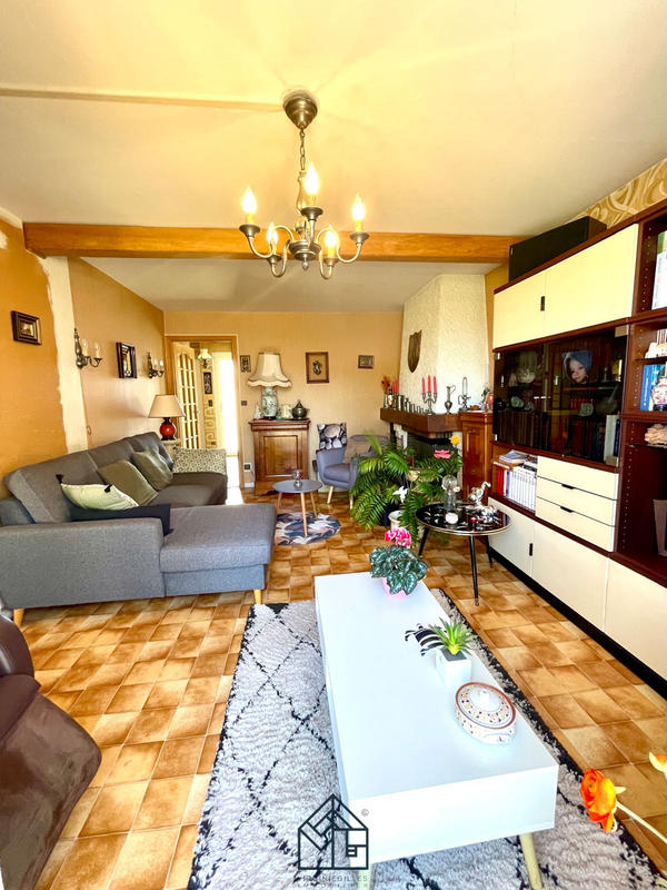 Maison - 103 m² - 6 pièces