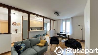 Chambre - 95 m² - 1 pièce