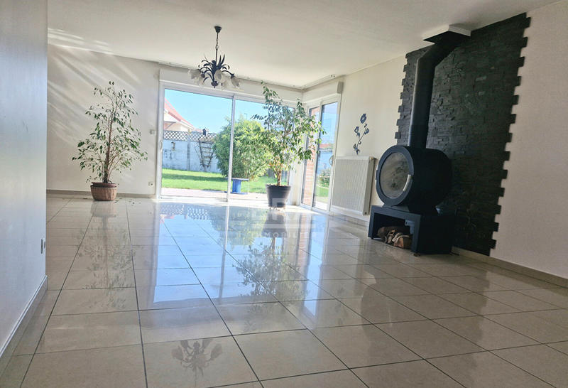 Maison - 144 m² - 6 pièces