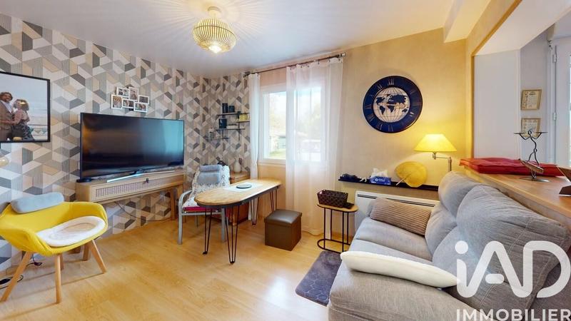 Maison - 183 m² - 11 pièces