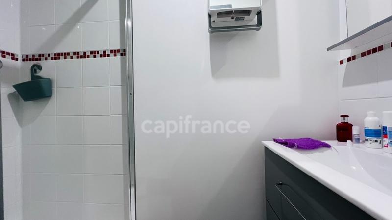 Local commercial - 25 m² - 1 pièce