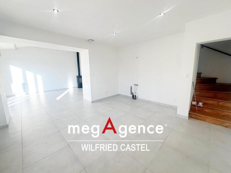 Maison - 111 m² - 4 pièces