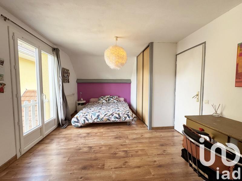 Maison - 176 m² - 9 pièces