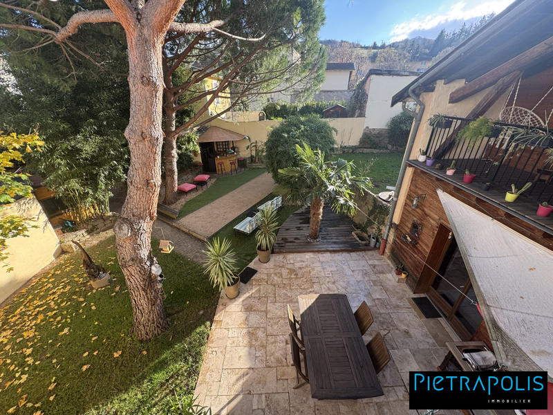 Maison - 170 m² - 6 pièces