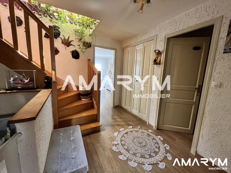 Maison - 178 m² - 5 pièces