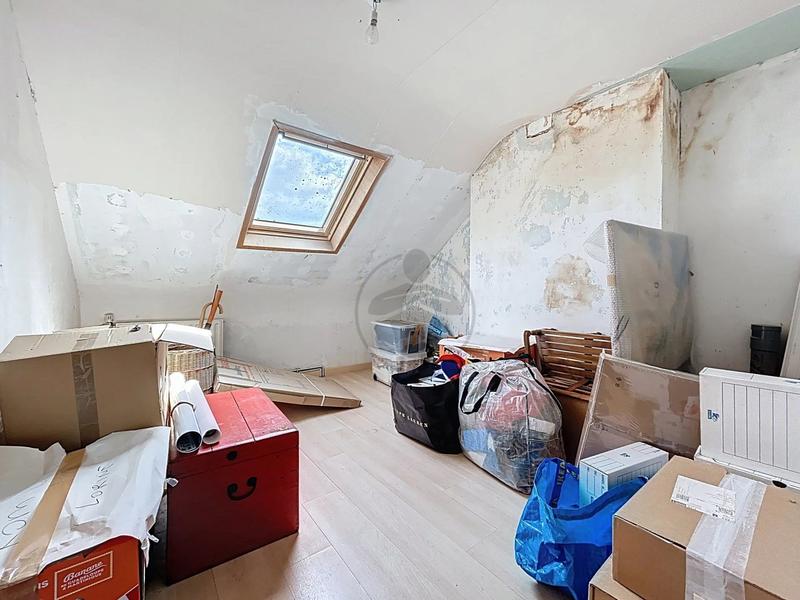 Bureau - 145 m² - 7 pièces