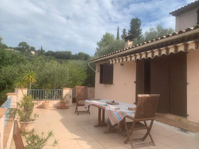 Villa - 170 m² - 8 pièces