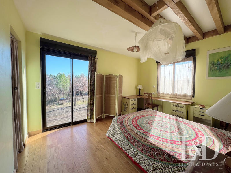 Maison - 137 m² - 6 pièces