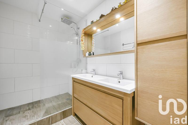 Appartement - 92 m² - 4 pièces