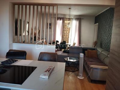 Appartement - 70 m² - 3 pièces