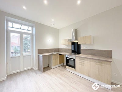 Appartement - 90 m² - 4 pièces