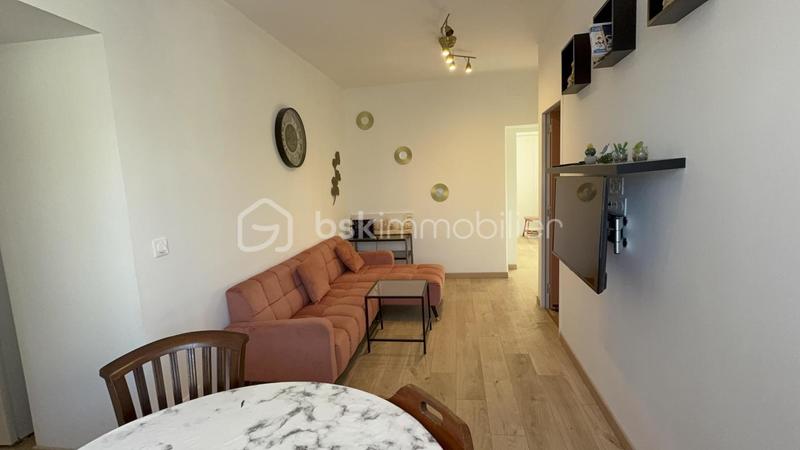 Immeuble - 134 m² - 8 pièces