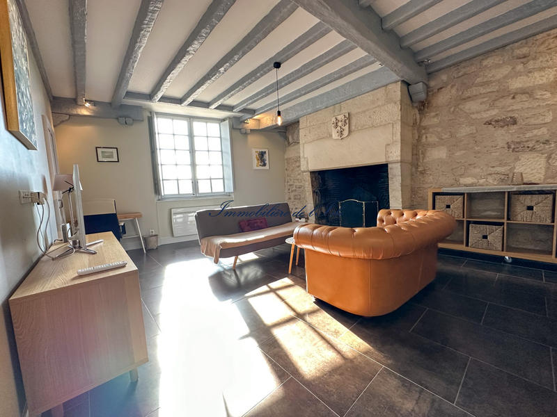 Appartement - 83 m² - 2 pièces