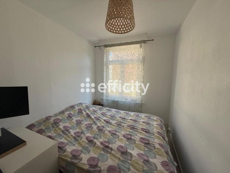 Maison - 80 m² - 5 pièces