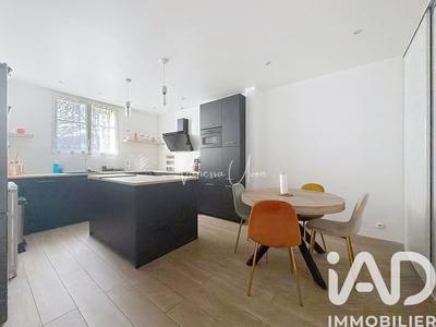 Appartement - 75 m² - 3 pièces