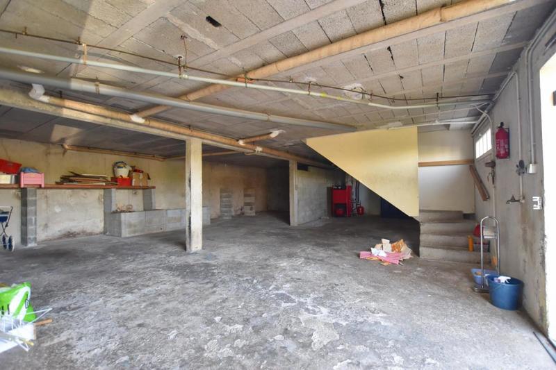 Maison - 137 m² - 8 pièces