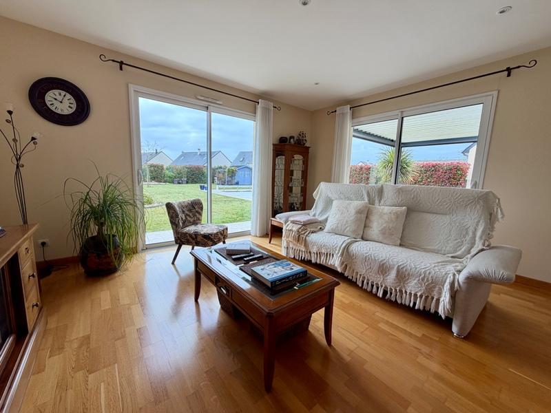 Maison - 167 m² - 8 pièces