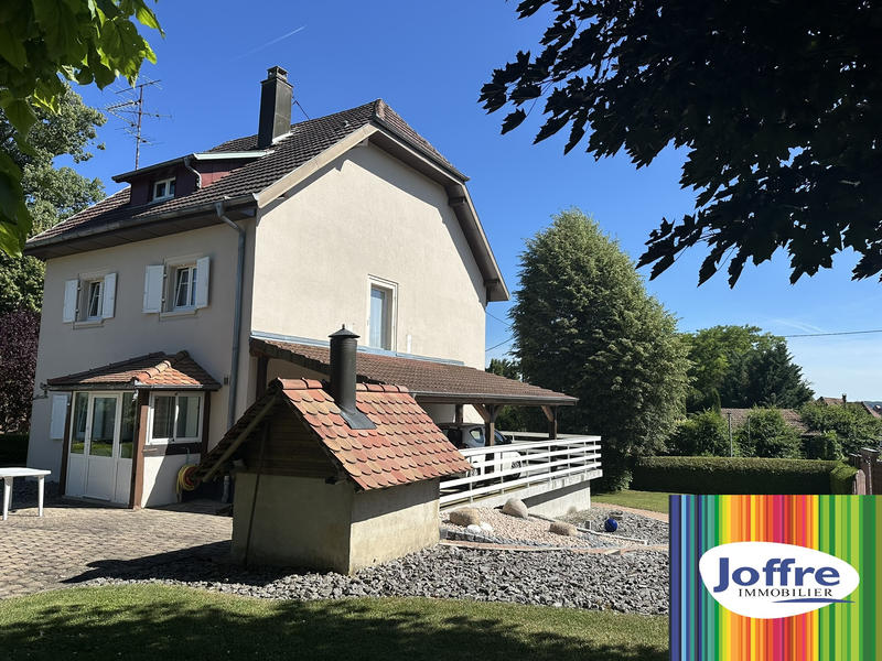 Maison - 138 m² - 5 pièces