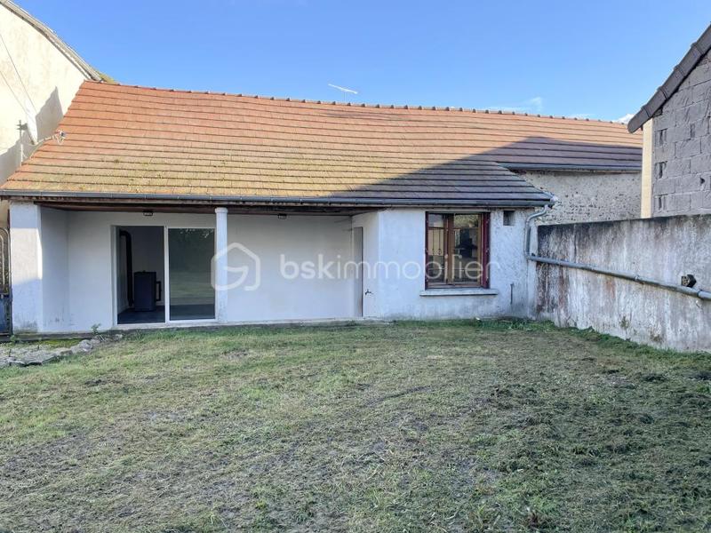 Maison de village - 80 m² - 5 pièces