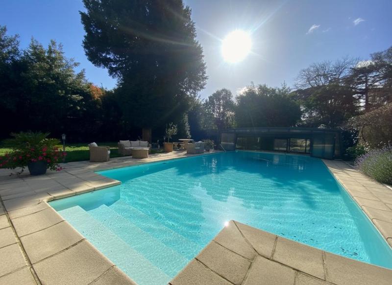 Maison de maîtres - 445 m² - 18 pièces