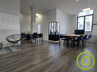 Bureau - 62 m² - 2 pièces