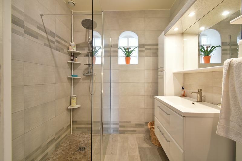 Maison - 211 m² - 6 pièces